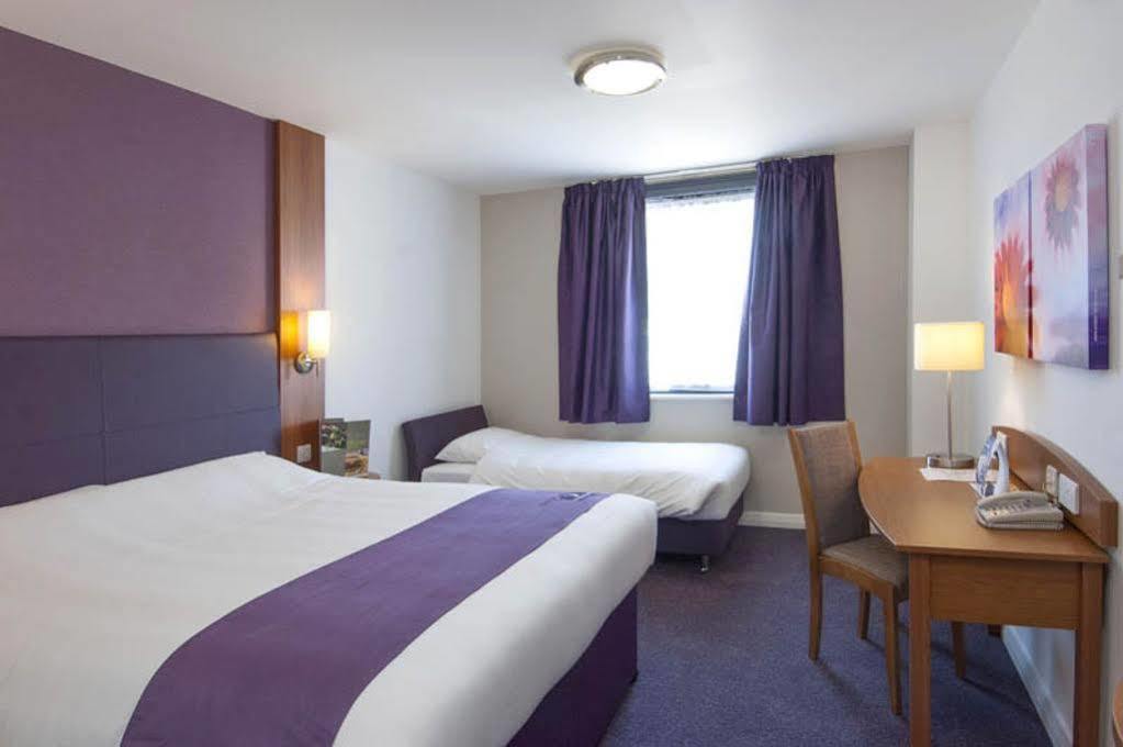 Premier Inn Chelmsford Esterno foto