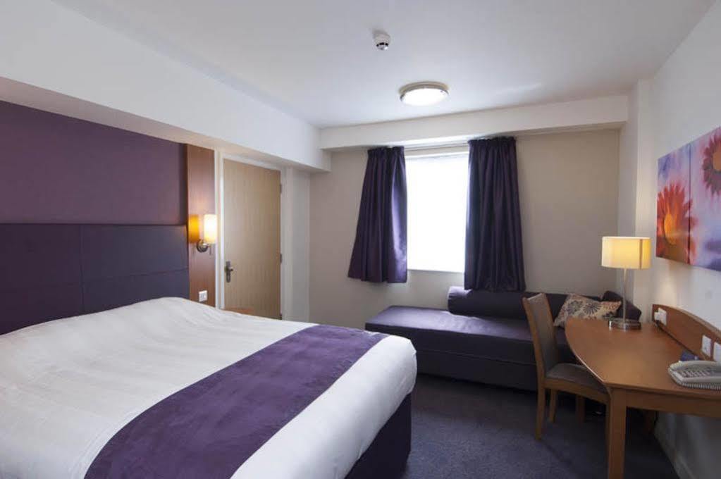 Premier Inn Chelmsford Esterno foto